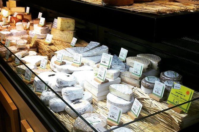 Walk & Wine Tour in the Latin Quarter - Latin Quarter at 3:30 pm: why this timing feels right