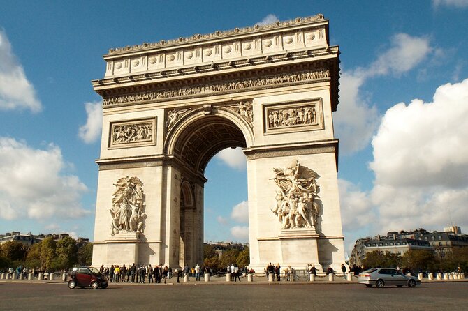 Welcome to Paris - Jardin des Tuileries: the calm start before the glamour