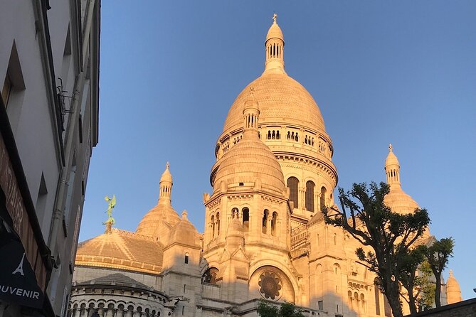 Welcome to Paris - Louvre Museum from the outside: smart if you want impact fast