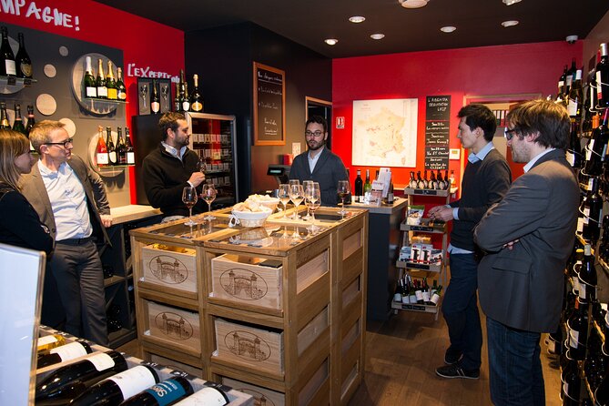 Wine and cheese tasting in Bastille - The tasting flow: how you get from cheese to wine to better tasting