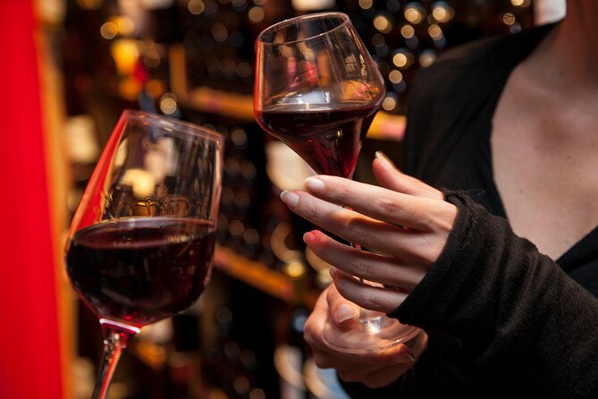 Wine and cheese tasting in Bastille - Why the $46.13 price can make sense in Paris