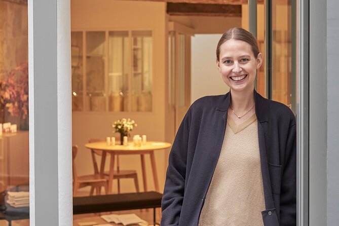 Workshop in Paris 100% Organic Lip Care - Amalthea’s refillable, glass-bottle approach (and why it fits travel)